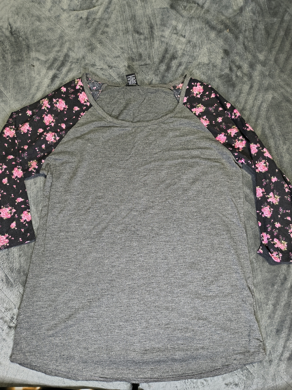 Rue 21 Women's Grey Raglan Tee with Pink Floral Sleeves